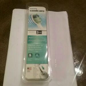 Phillips Sonicare replacement brush heads